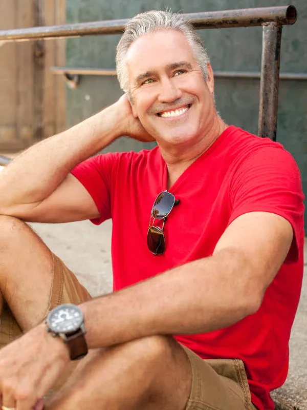 Headshot of an actor represented by Level Talent Group