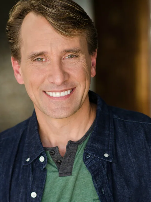 Headshot of an actor represented by Level Talent Group