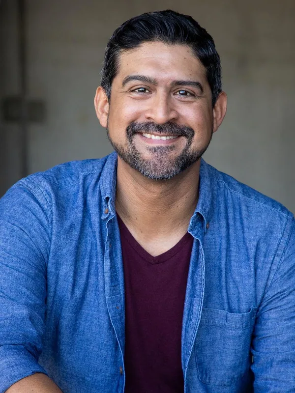 Headshot of an actor represented by Level Talent Group