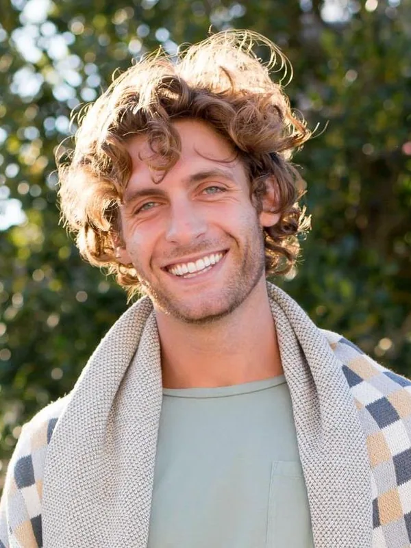 Headshot of an actor represented by Level Talent Group
