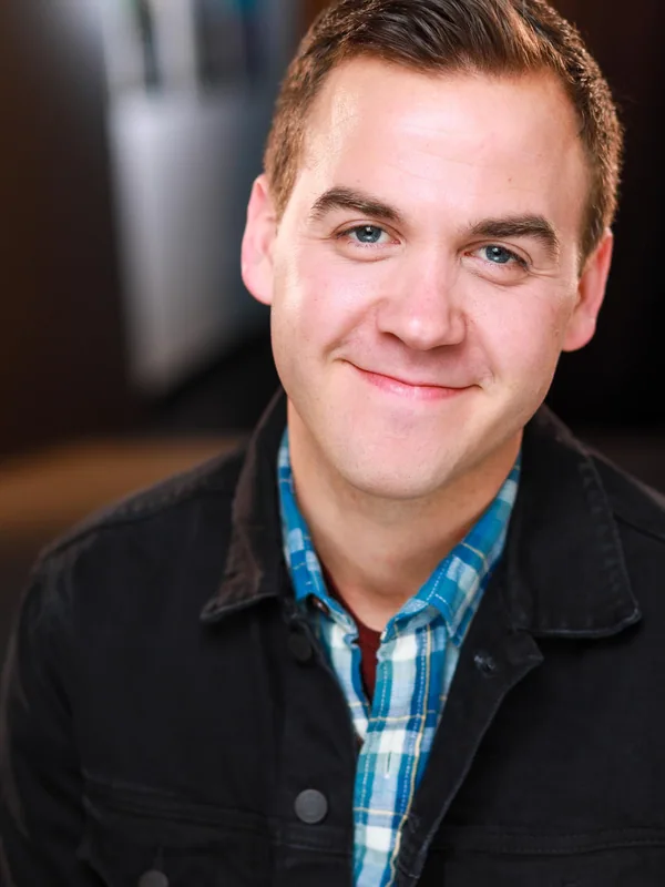 Headshot of an actor represented by Level Talent Group