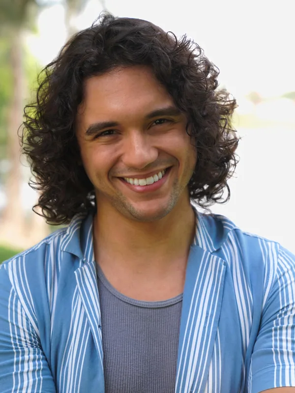 Headshot of an actor represented by Level Talent Group