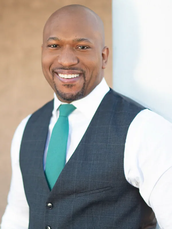 Headshot of an actor represented by Level Talent Group