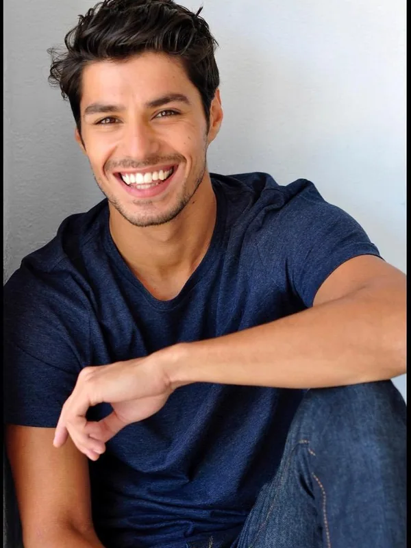 Headshot of an actor represented by Level Talent Group