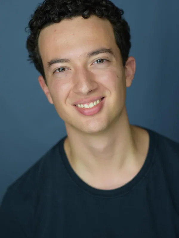 Headshot of an actor represented by Level Talent Group