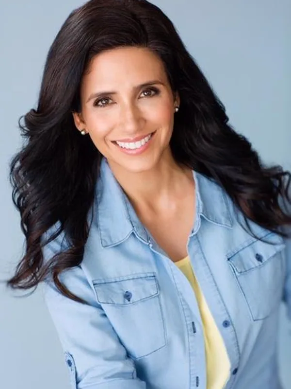 Headshot of an actor represented by Level Talent Group