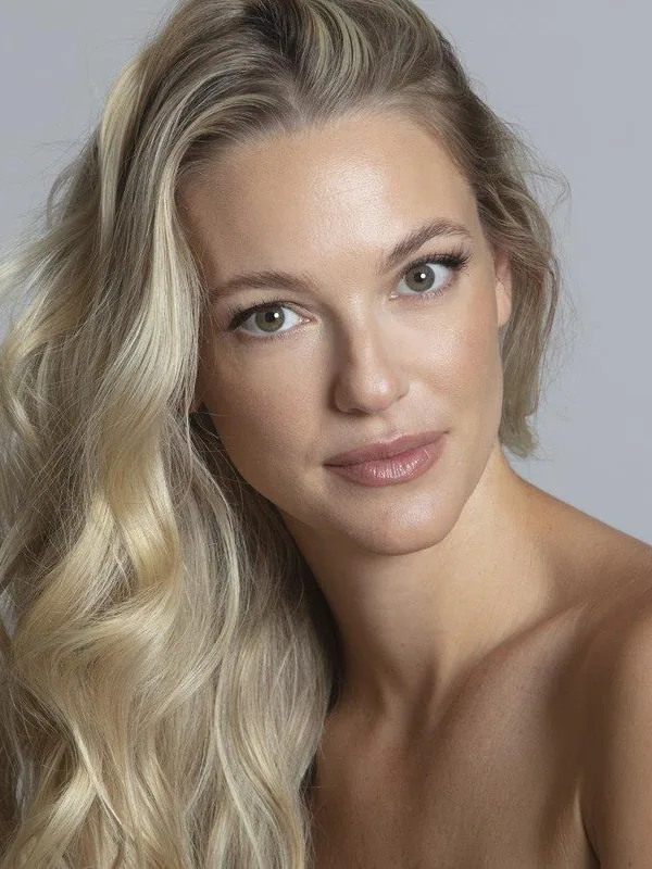 Headshot of an actor represented by Level Talent Group